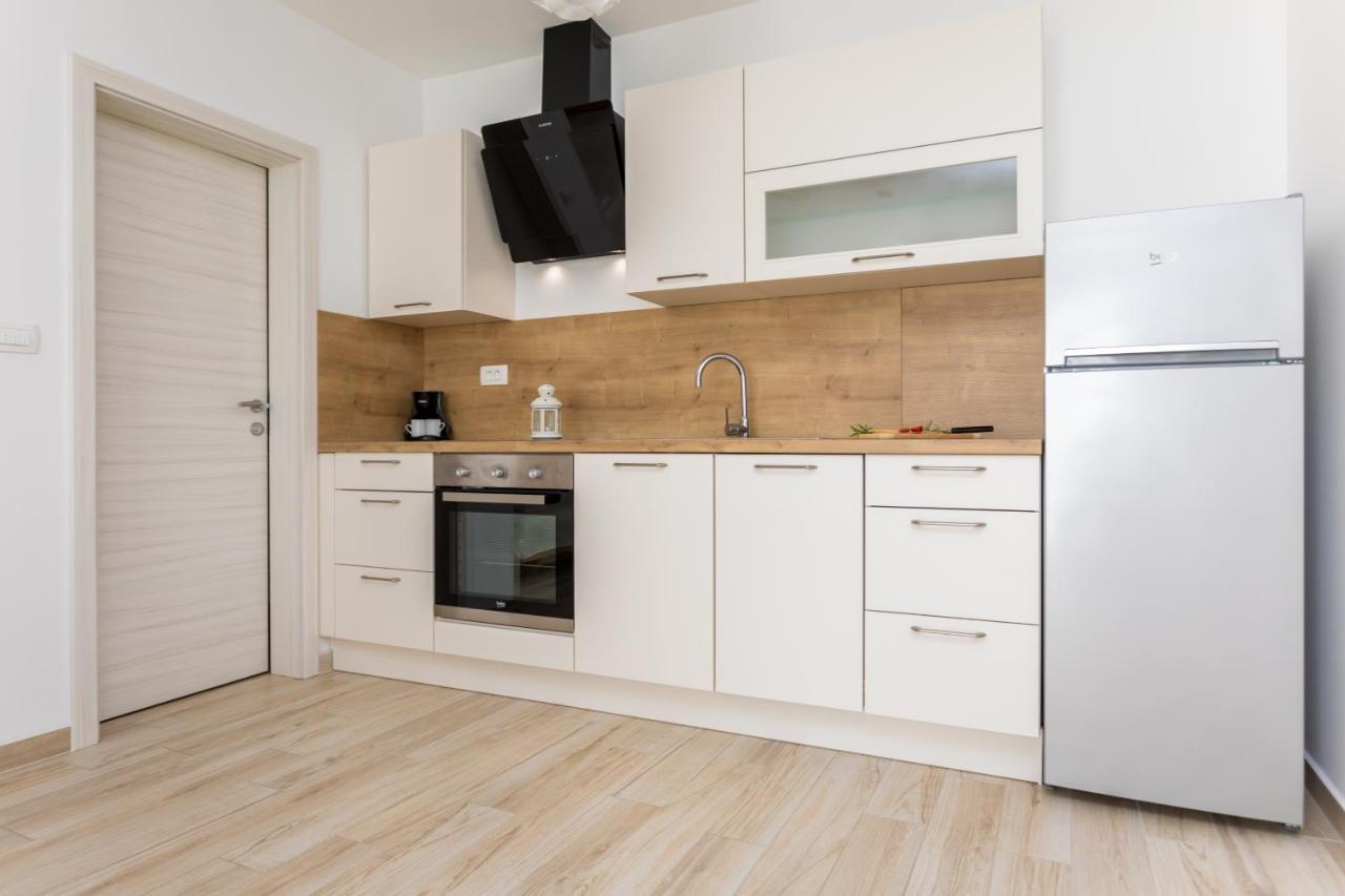 Apartments Jelena Vantacici Extérieur photo
