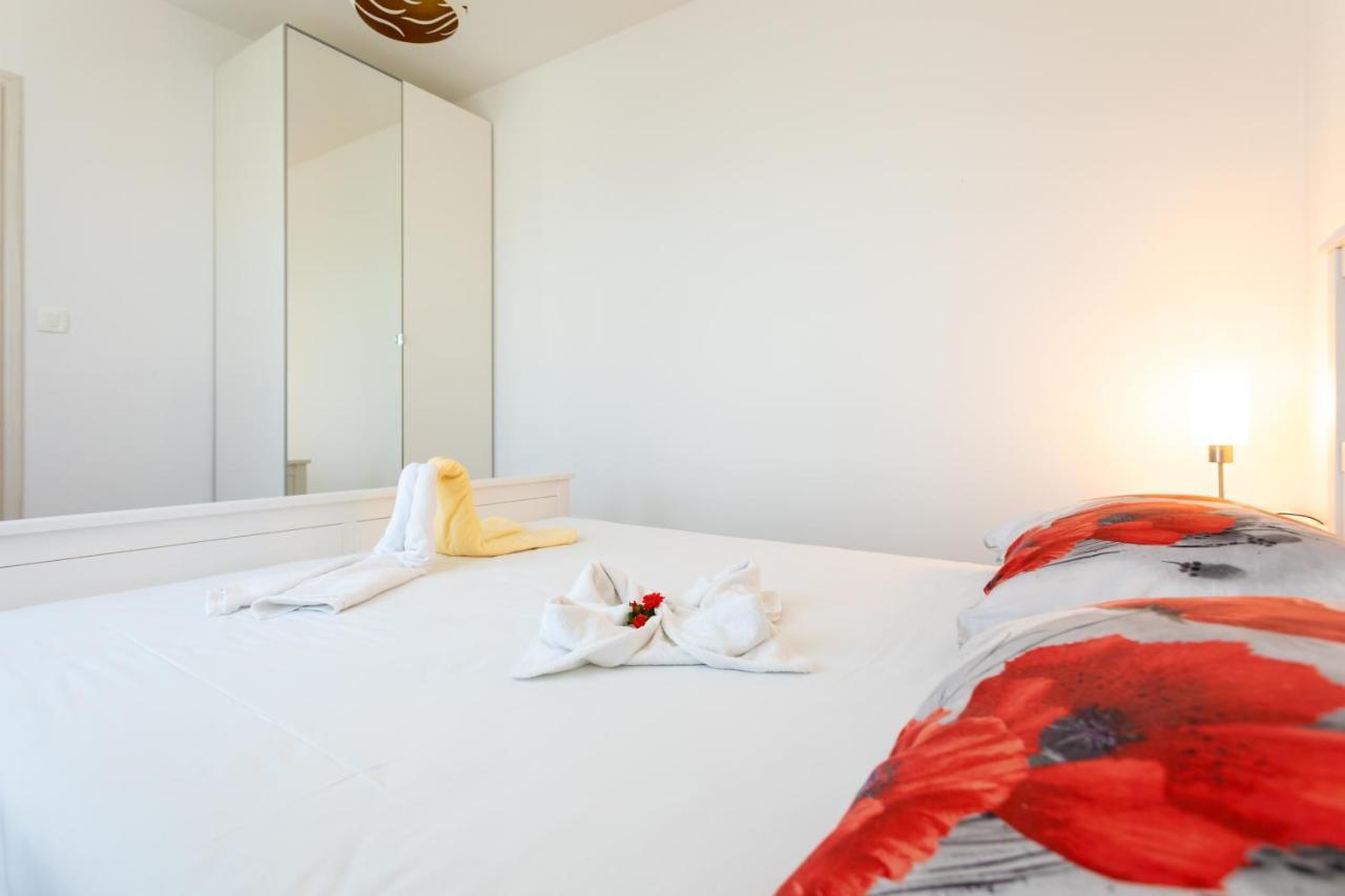 Apartments Jelena Vantacici Extérieur photo