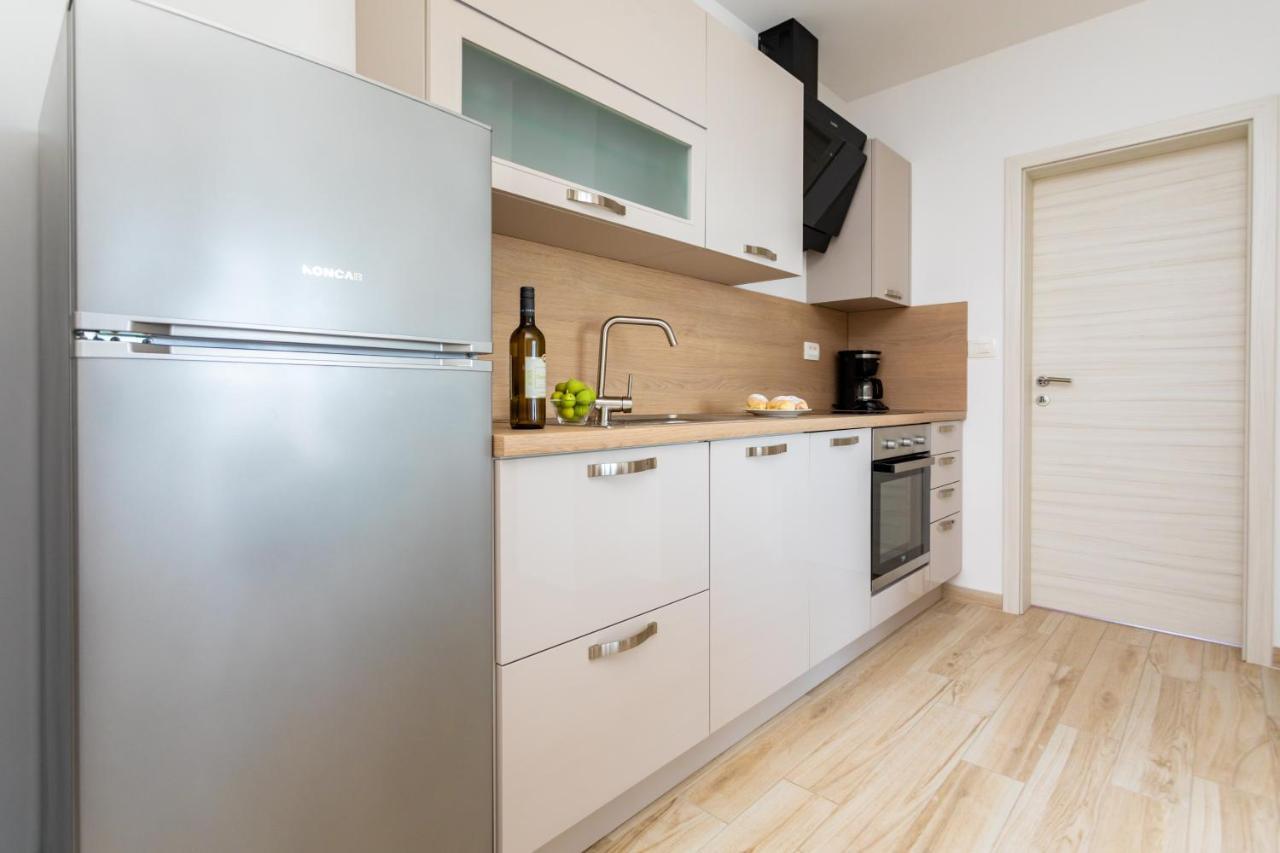 Apartments Jelena Vantacici Extérieur photo
