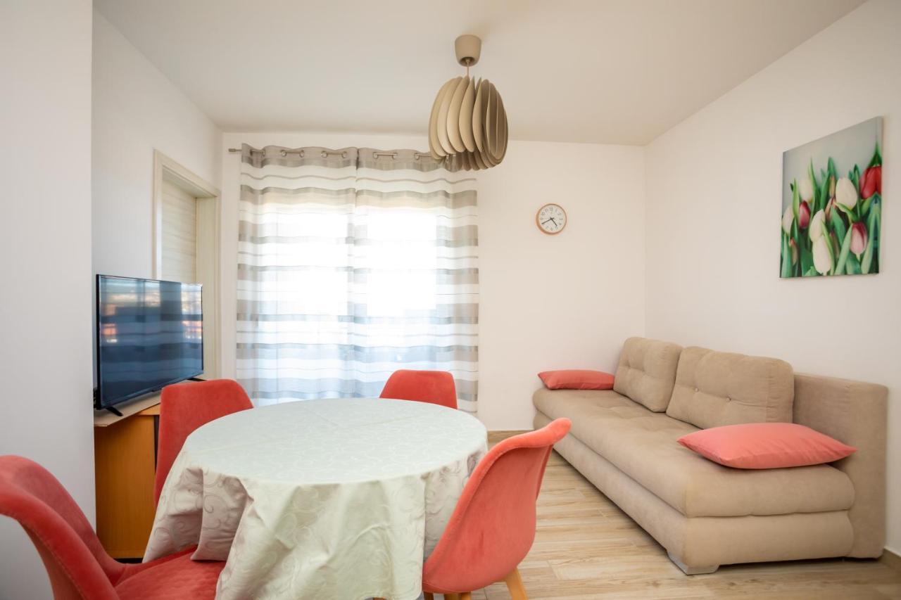 Apartments Jelena Vantacici Extérieur photo