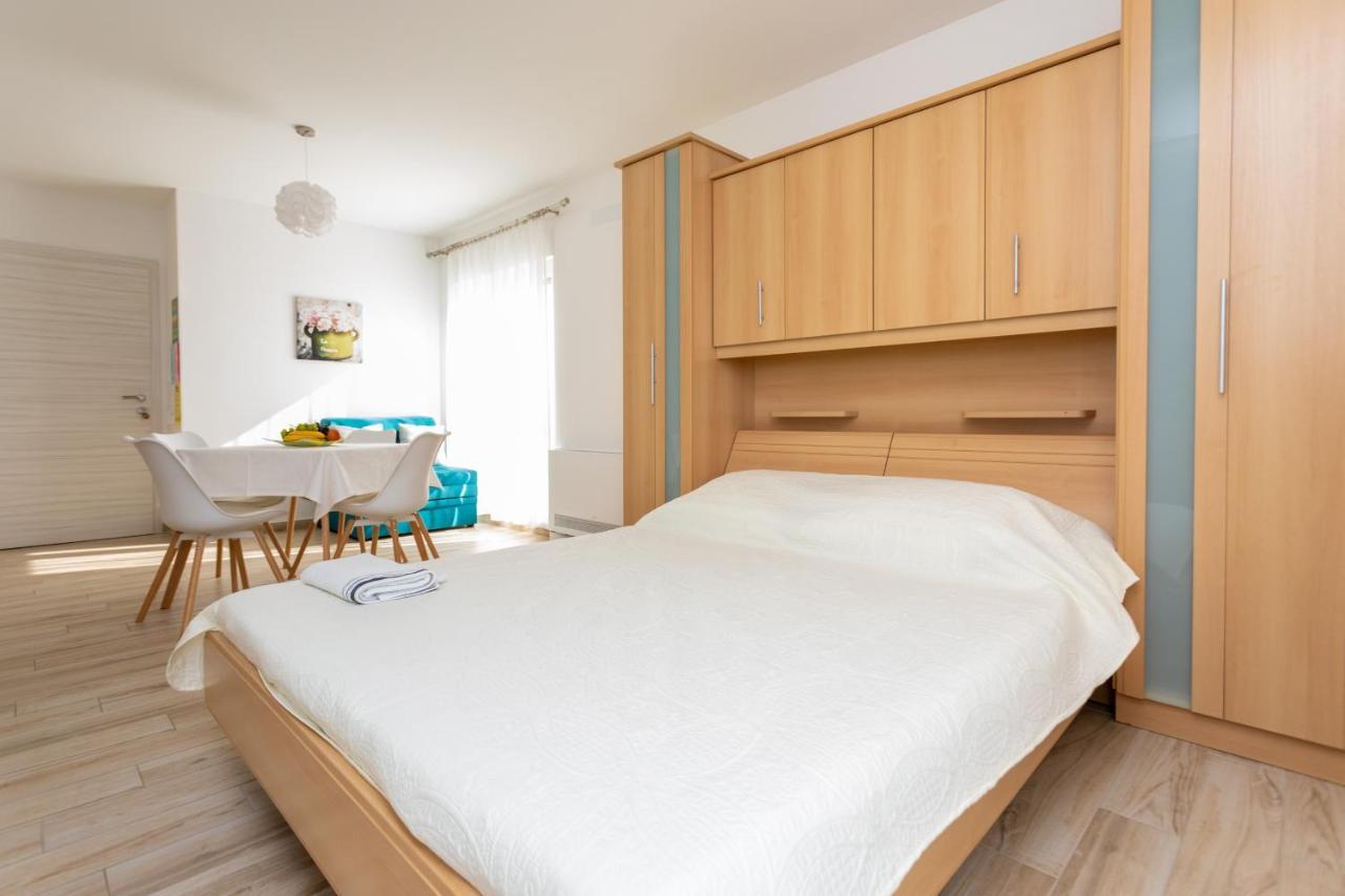 Apartments Jelena Vantacici Extérieur photo