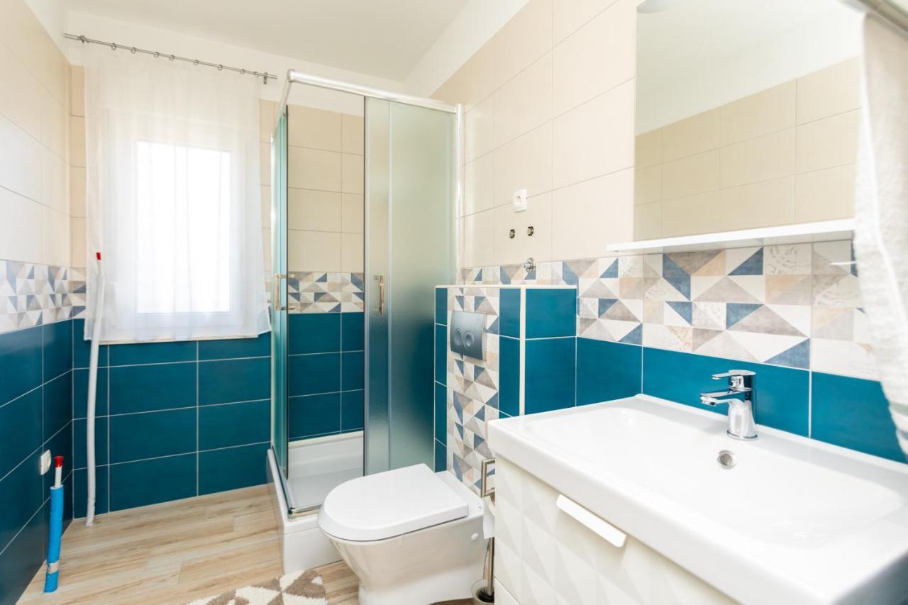 Apartments Jelena Vantacici Extérieur photo