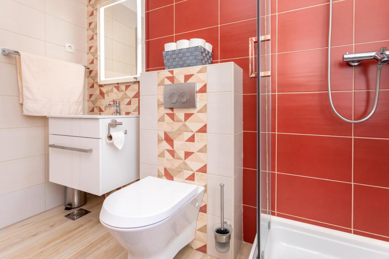 Apartments Jelena Vantacici Extérieur photo